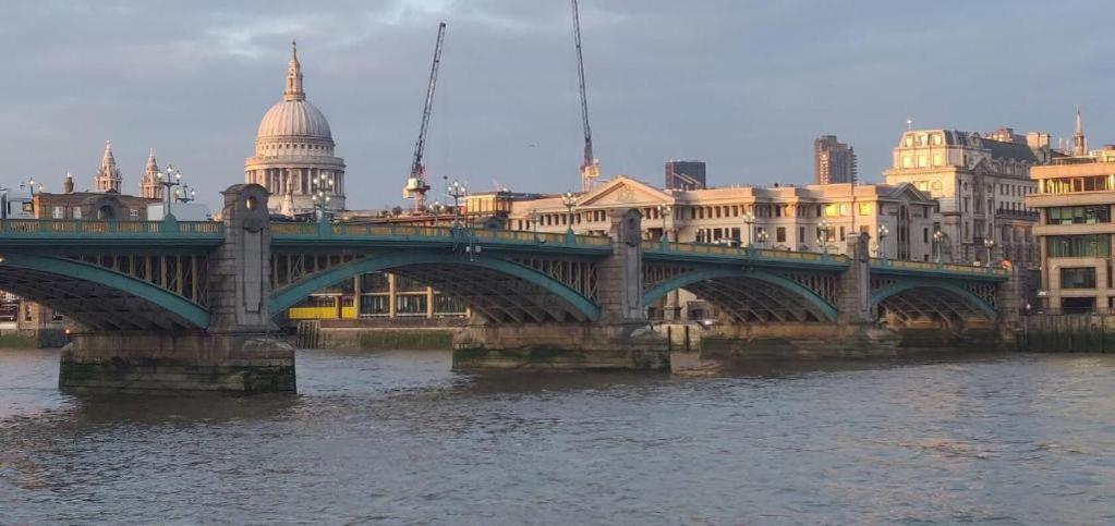 Modern Deluxe 1 Bed Apartment Bermondsey London Bridge Bagian luar foto